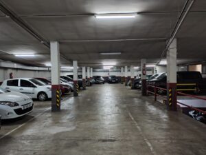 APARCAMENTS CATALUNYA S.A. – SANT QUINTI, 19